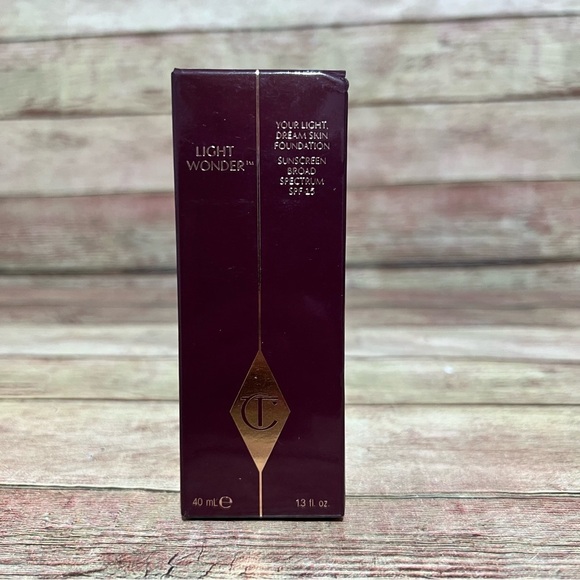 Charlotte Tilbury Other - Charlotte Tilbury Light Wonder